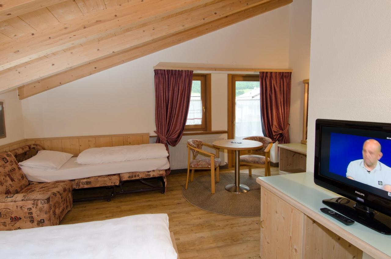 Hotel Daniela Livigno Exterior foto